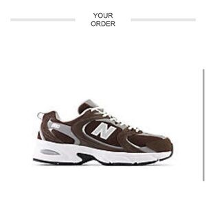 New Balance Men's Brown Sneakers